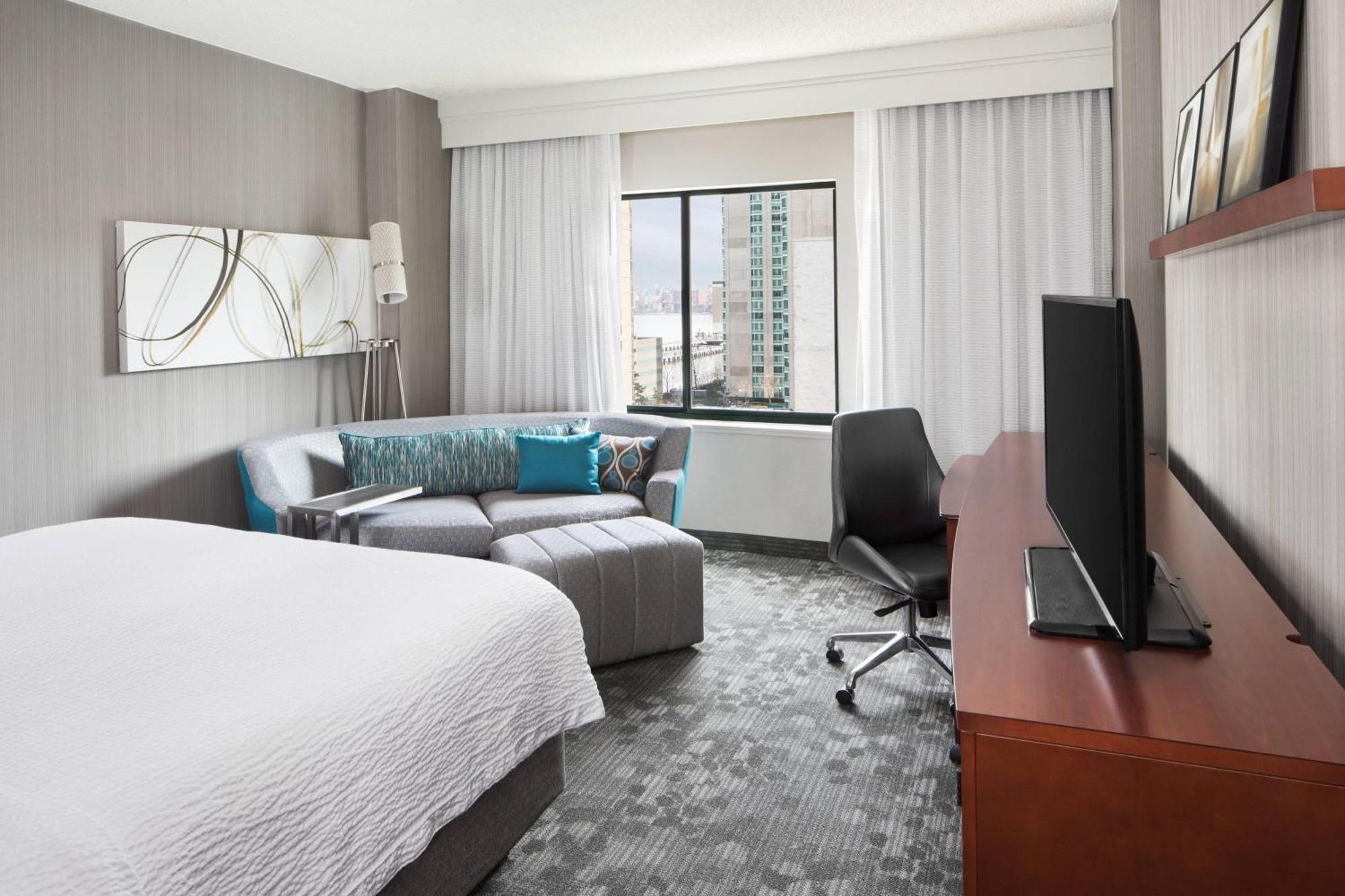 Courtyard By Marriott Jersey City Newport Exterior foto