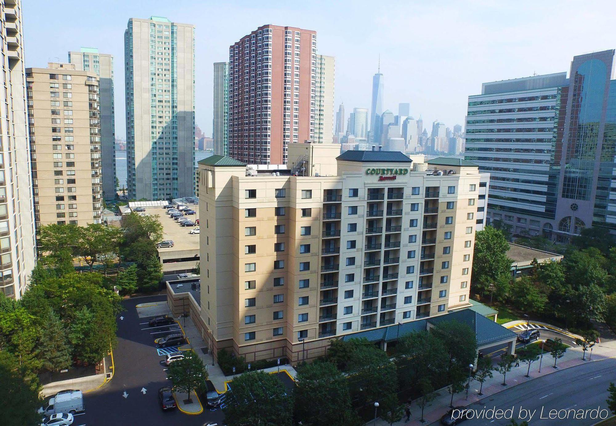 Courtyard By Marriott Jersey City Newport Exterior foto