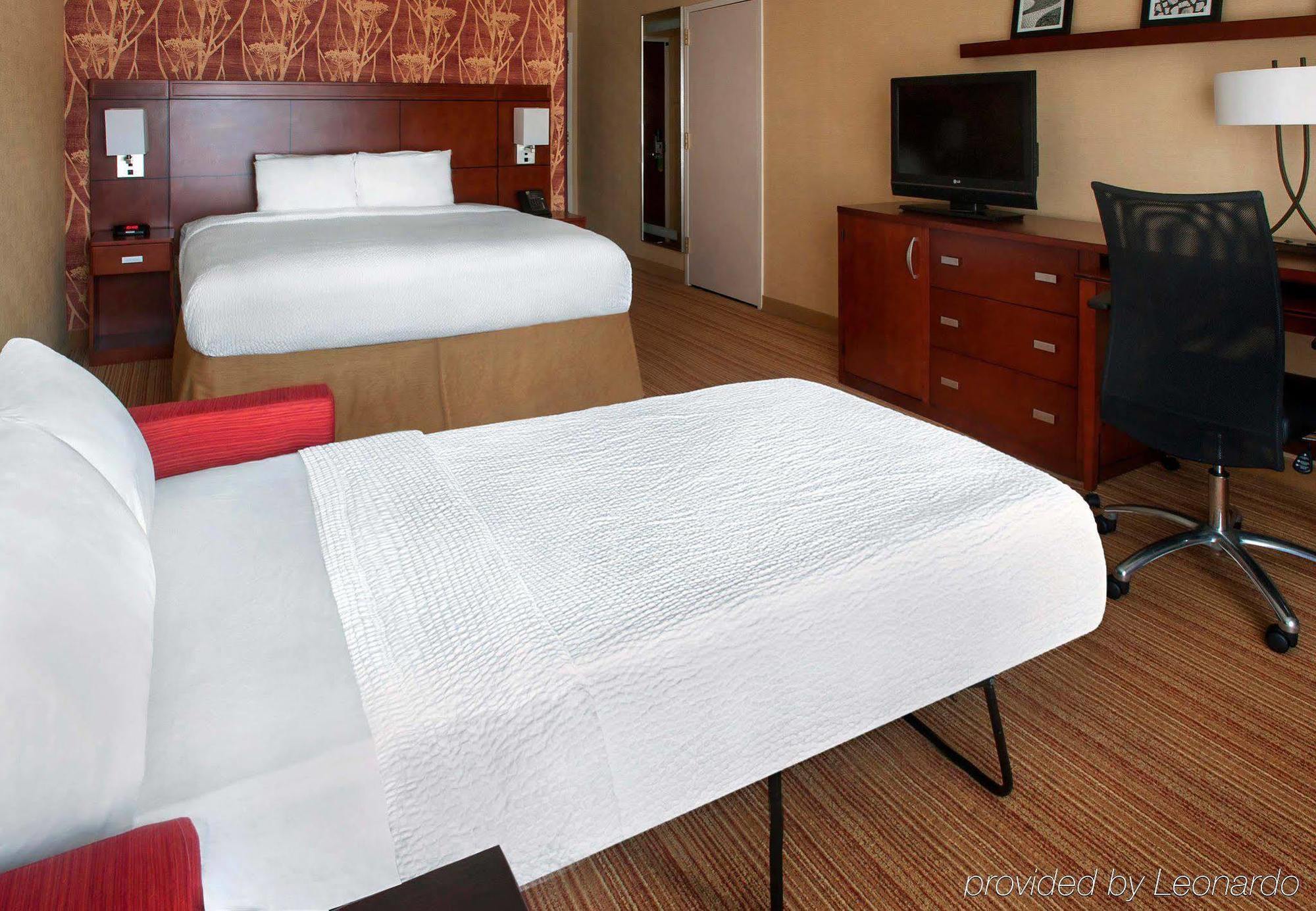 Courtyard By Marriott Jersey City Newport Exterior foto