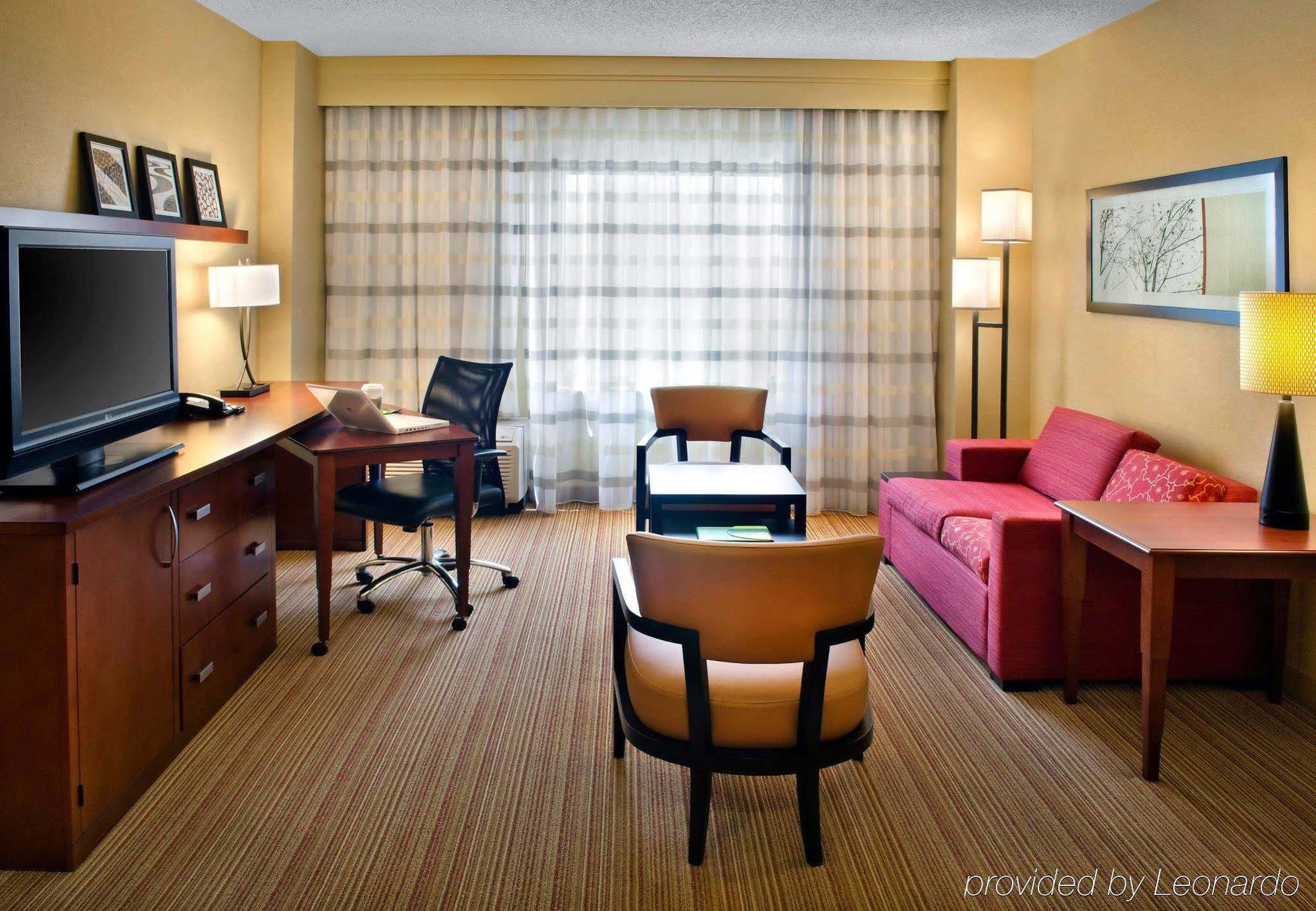 Courtyard By Marriott Jersey City Newport Exterior foto