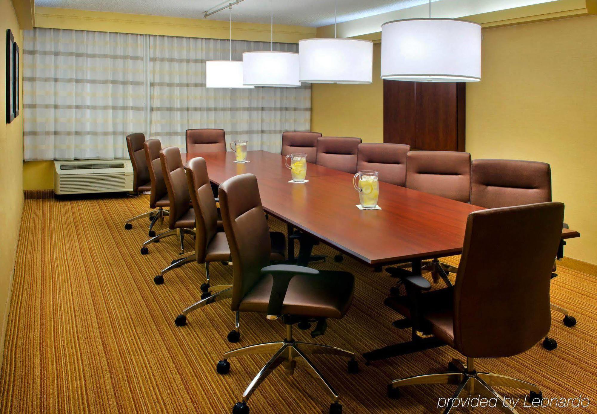 Courtyard By Marriott Jersey City Newport Exterior foto