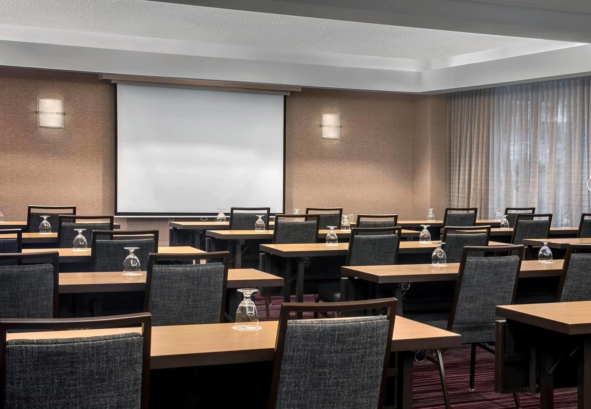 Courtyard By Marriott Jersey City Newport Exterior foto